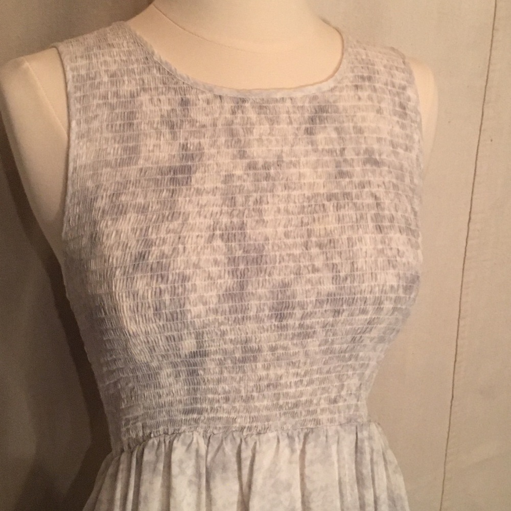 Maisie Smocked Gray/White Tank Lined Dress Size S - Picture 3 of 8